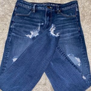 dark wash ripped skinny jeans